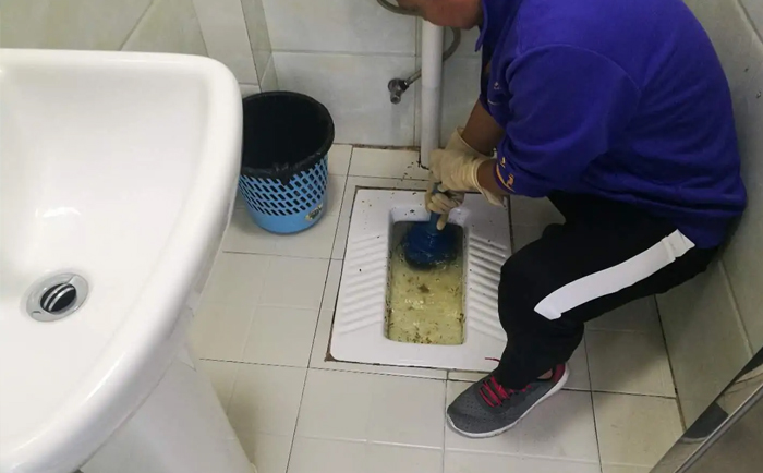 土默特左疏通蹲坑