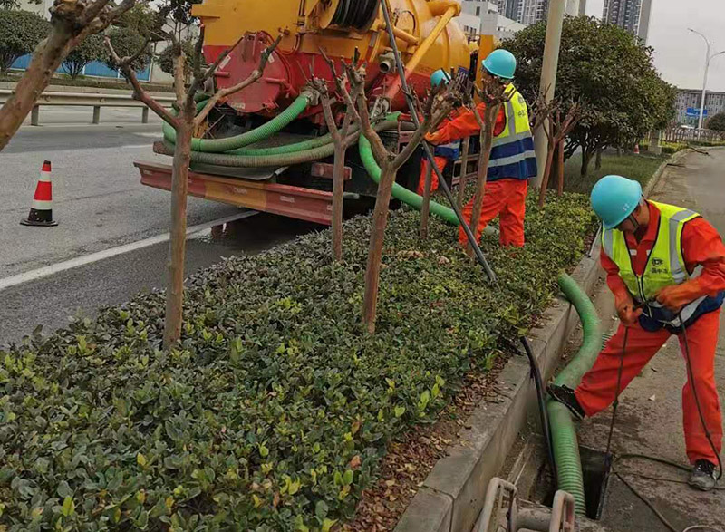 土默特左市政管道清淤